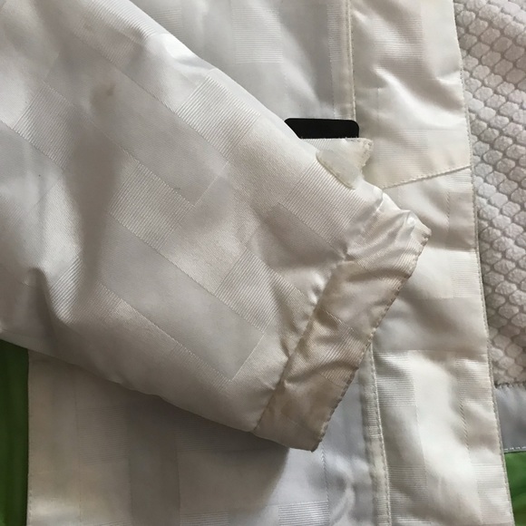 Women’s ski jacket with hood - Picture 7 of 7